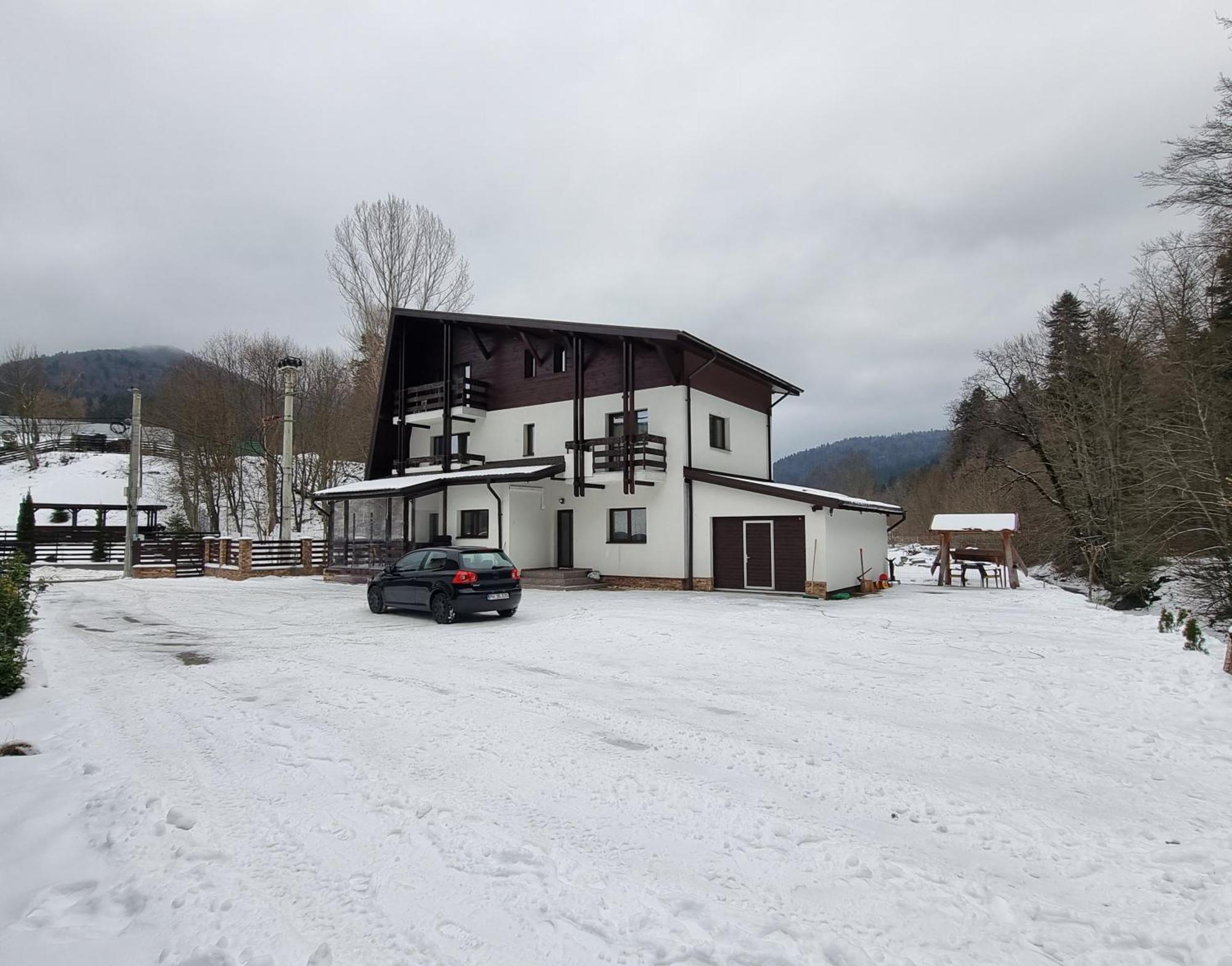 Mountain Break Azuga Exterior photo